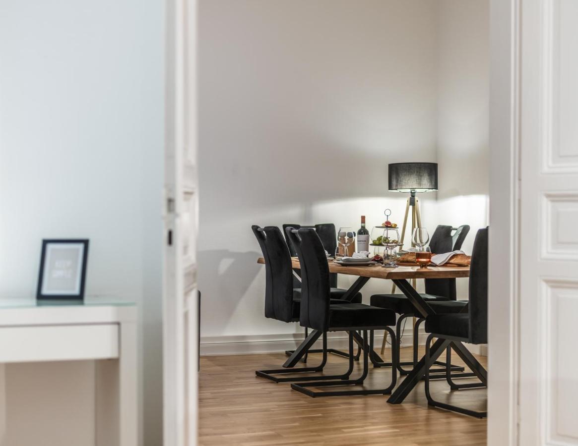 Hochwertige Altbauwohnung Im Modernen Stil In Wiesbaden - Kueche - Terrasse - Wlan - Zentral Esterno foto
