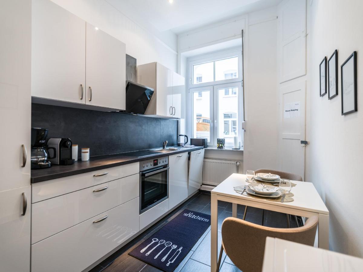 Hochwertige Altbauwohnung Im Modernen Stil In Wiesbaden - Kueche - Terrasse - Wlan - Zentral Esterno foto