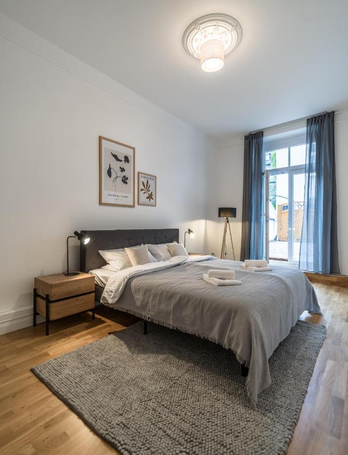 Hochwertige Altbauwohnung Im Modernen Stil In Wiesbaden - Kueche - Terrasse - Wlan - Zentral Esterno foto